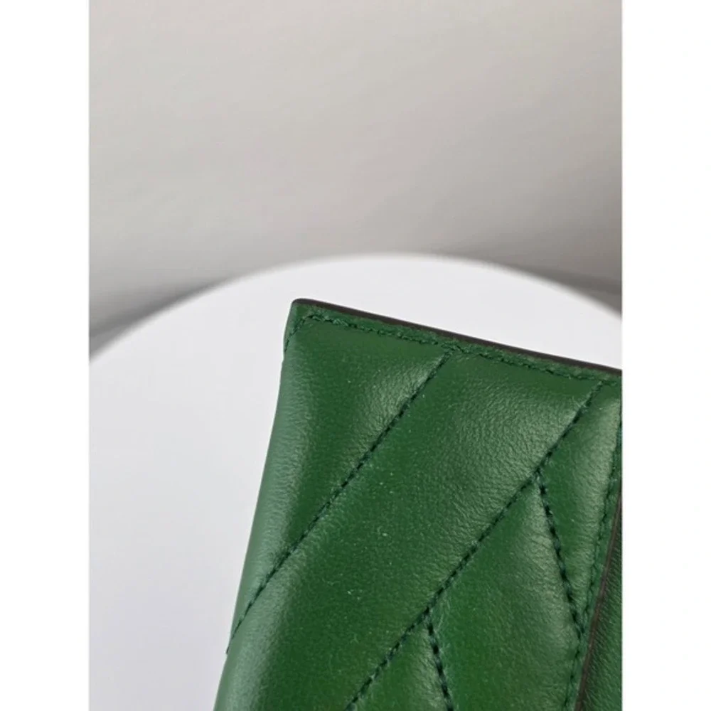 Tory Burch Kira Chevron Card Case Arugula Green Leather Quilted 56815 Brass Logo
